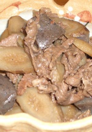 牛肉とごぼうとコンニャクの煮物-レシピのメイン写真