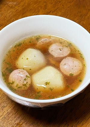 里芋とソーセージのビーフコンソメスープ-レシピのメイン写真