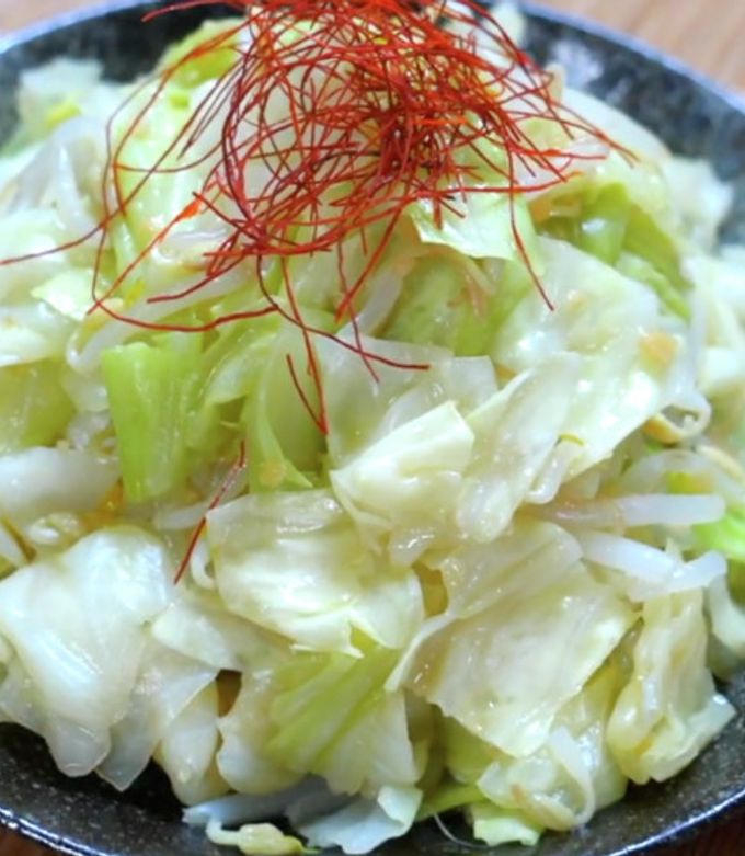 ニンニクマシマシ！危険すぎる無限キャベツ by 低糖質食堂 / masa