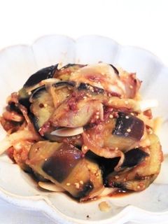 焼きナスと新玉ねぎの味噌マスタード和え-レシピのメイン写真