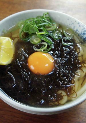 レモンの香りのもずくうどん-レシピのメイン写真