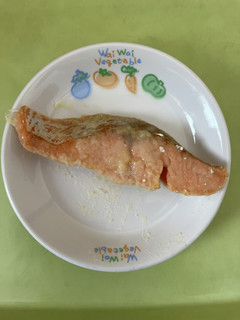 【保育園給食】鮭のバターソテー-レシピのメイン写真
