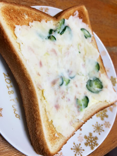 ポテサラ消費に☆ポテサラチーズトースト-レシピのメイン写真