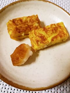 余ったおでんの素で!だし巻き風の卵焼き-レシピのメイン写真