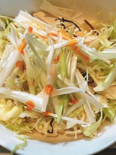 サラダチキンで作るおつまみサラダ-レシピのメイン写真