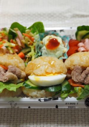 子ども喜ぶ♪ライスバーガー弁当-レシピのメイン写真