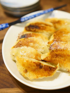パリっとジューシーな、麩入り餃子-レシピのメイン写真