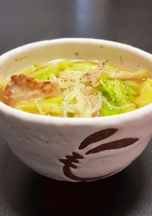 キャベツと豚肉でお一人様煮麺♪-レシピのメイン写真