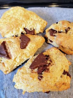 超簡単!HM&ヨーグルトでチョコスコーン-レシピのメイン写真