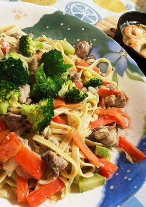 ブロッコリーとチキンのクリームパスタ-レシピのメイン写真