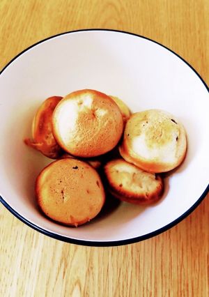 甘さ控えめ！たこ焼き器でレーズンカステラ-レシピのメイン写真
