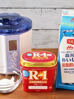 R-1+森永の低脂肪牛乳+スキムミルク-レシピのメイン写真