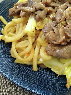 牛肉で焼うどん-レシピのメイン写真