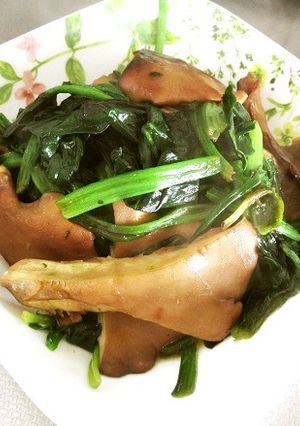 アワビ茸とほうれん草のオリーブオイル炒め-レシピのメイン写真