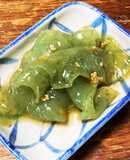 お刺身こんにゃくのごま油和え