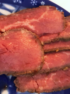 タレも一緒に出来る簡単ローストビーフ-レシピのメイン写真