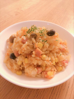 炊飯器で♪ 人参とコーンの炊き込みピラフ-レシピのメイン写真