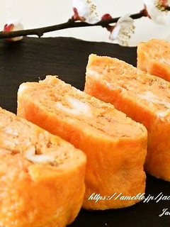 桜でんぶの卵焼き-レシピのメイン写真