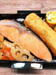 鮭弁当 22222-レシピのメイン写真