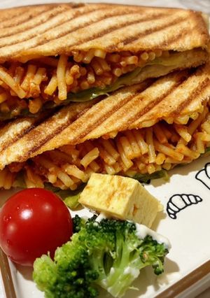 残り物★ナポリタンホットサンド-レシピのメイン写真
