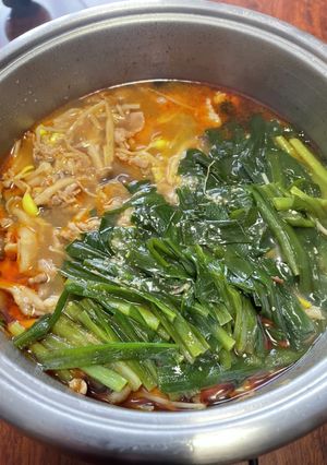 味染み簡単鍋内調理　豚とニラの辛味噌鍋-レシピのメイン写真
