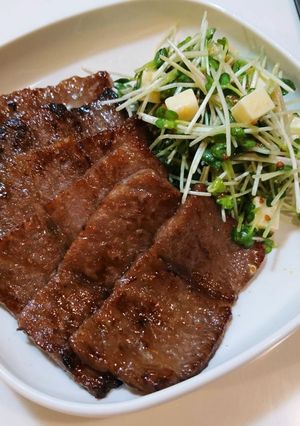 簡単!牛カルビ焼肉♪付け合わせも美味!-レシピのメイン写真