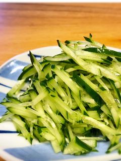 輪切りにしない!きゅうりの簡単千切り-レシピのメイン写真