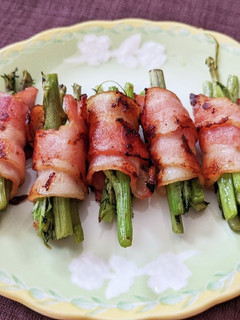 春菊の茎のベーコン巻き-レシピのメイン写真