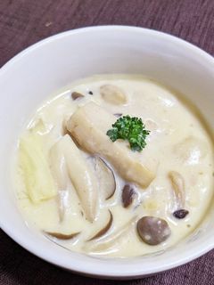 きのことベーコンと白菜の豆乳シチュー-レシピのメイン写真