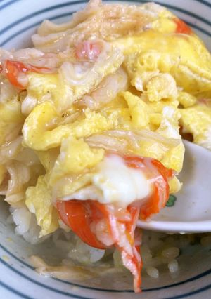 簡単　カニカマ卵丼-レシピのメイン写真