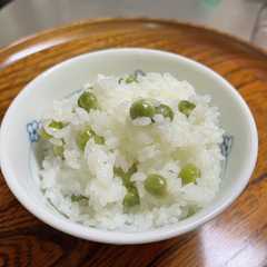 รูปของ ねこぶだしで豆ごはん（えんどう豆）簡単！