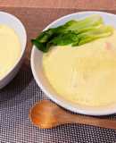 味覇とカニカマの中華風茶碗蒸し(即席)