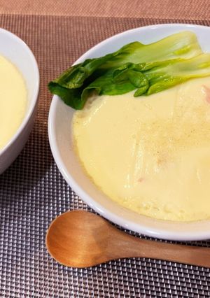 味覇とカニカマの中華風茶碗蒸し(即席)-レシピのメイン写真