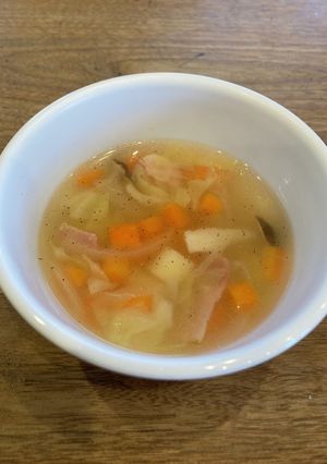 野菜嫌いもパクパク！簡単コンソメスープ♪-レシピのメイン写真