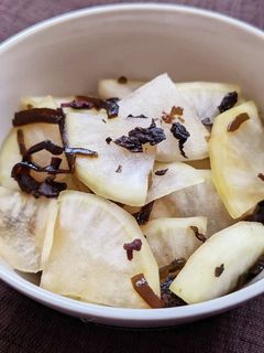 大根の赤しそ塩昆布和え-レシピのメイン写真