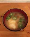 なめことオクラととろろのお味噌汁