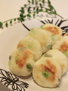 ★米粉で★枝豆入りとろ〜りチーズいももち-レシピのメイン写真