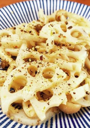 れんこんとしめじのクレソル炒め-レシピのメイン写真