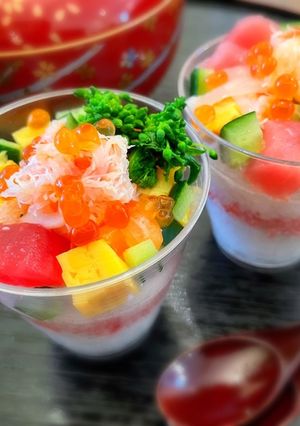 雛祭りのお祝いやパーティーに♡カップ寿司-レシピのメイン写真