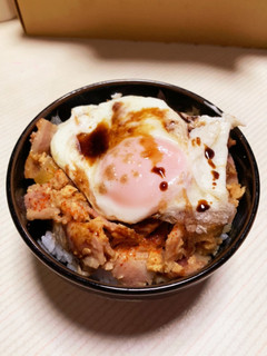 卵づくしなベーコン丼目玉焼き乗せ-レシピのメイン写真