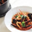 リヴォルノ風 魚介のトマト煮込み