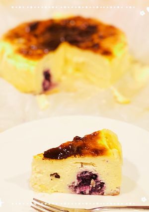 濃厚バスクチーズケーキ♡ブルーベリー入り-レシピのメイン写真