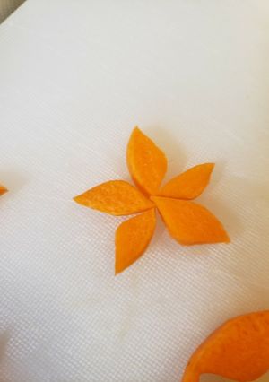 ニンジンを星型で作ったらお花ができた！-レシピのメイン写真
