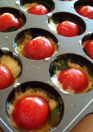 たこ焼き風アンチョビとトマトのチーズ焼き-レシピのメイン写真