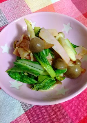 チンゲン菜・しめじ・ハムのカレー炒め-レシピのメイン写真