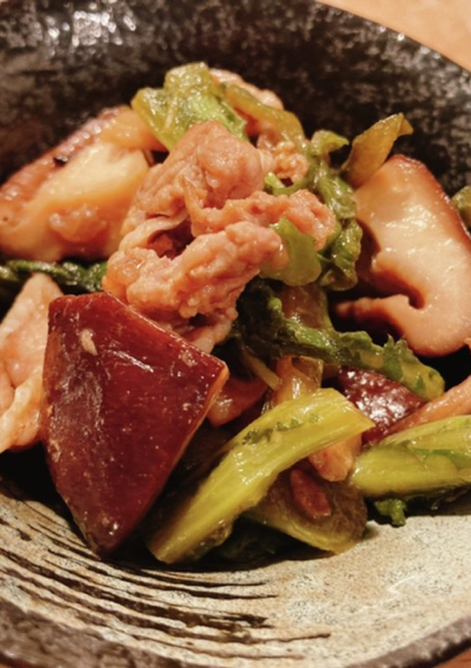 簡単おかず！春菊と豚肉の美味しい炒め-レシピのメイン写真