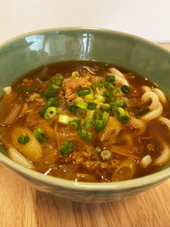 簡単!レトルト牛丼の具でカレーうどん-レシピのメイン写真