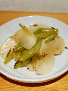 絶対ハマるよ!!カブの塩昆布和え-レシピのメイン写真