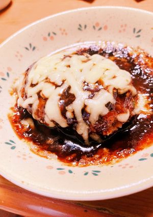 ご飯が進む！甘味噌チーズハンバーグ-レシピのメイン写真