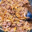速攻牛丼。簡単味付けかさ増し増し。